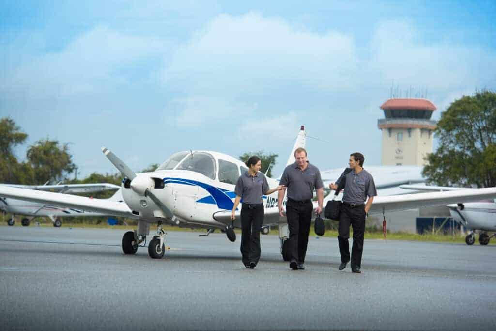 best 10 flight academies in india